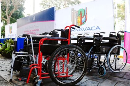 DIF Cuernavaca entrega 157 aparatos funcionales a vulnerables
