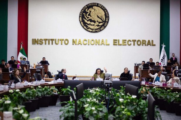 INE rechaza retirar anuncios del PRI tras queja de Morena y García