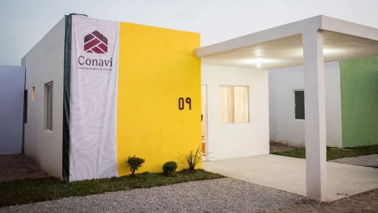 Sheinbaum entrega mil viviendas con programa Bienestar en 2026