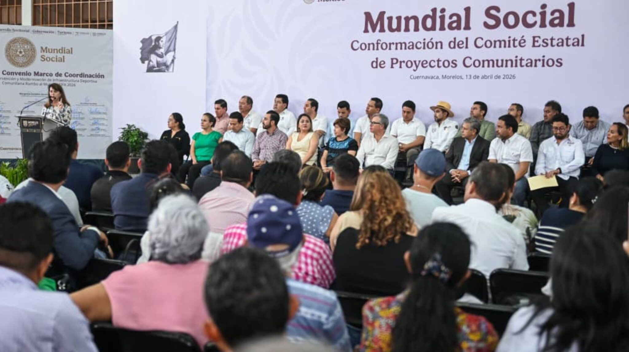 Morelos construirá 27 canchas de futbol rumbo al Mundial 2026