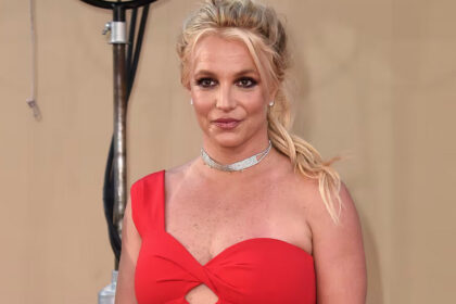 Britney Spears ingresa a rehabilitación tras arresto en California