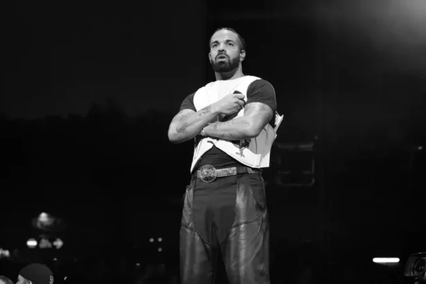 Drake rompe récord histórico en Billboard con álbum “ICEMAN”