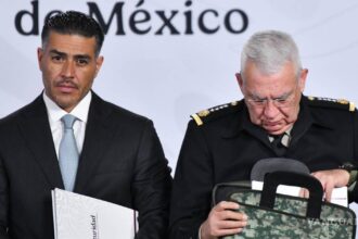 UIF congela $4,593 millones y bloquea 1,422 personas con Sheinbaum