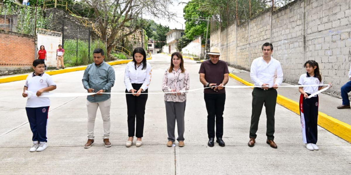 González Saravia inaugura obras de infraestructura en Yautepec
