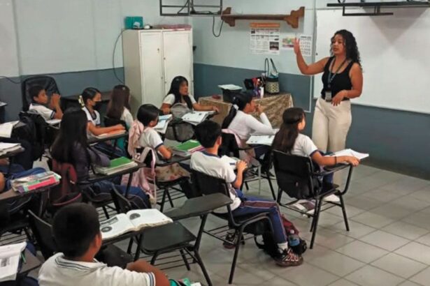 Temixco capacita a 700 alumnos y docentes contra el bullying