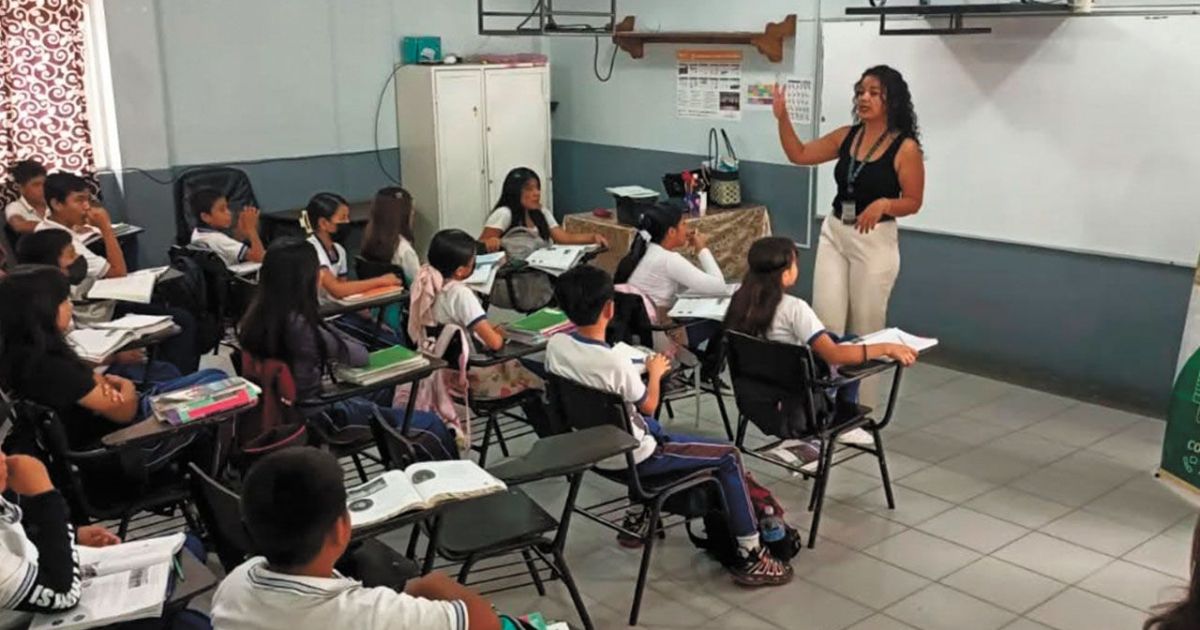 Temixco capacita a 700 alumnos y docentes contra el bullying