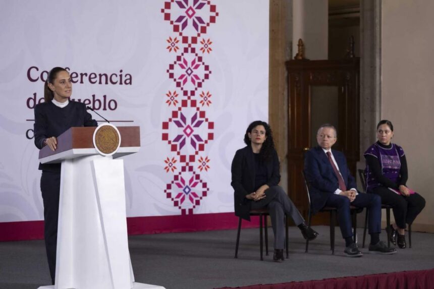 Sheinbaum propone que candidatos renuncien a doble nacionalidad