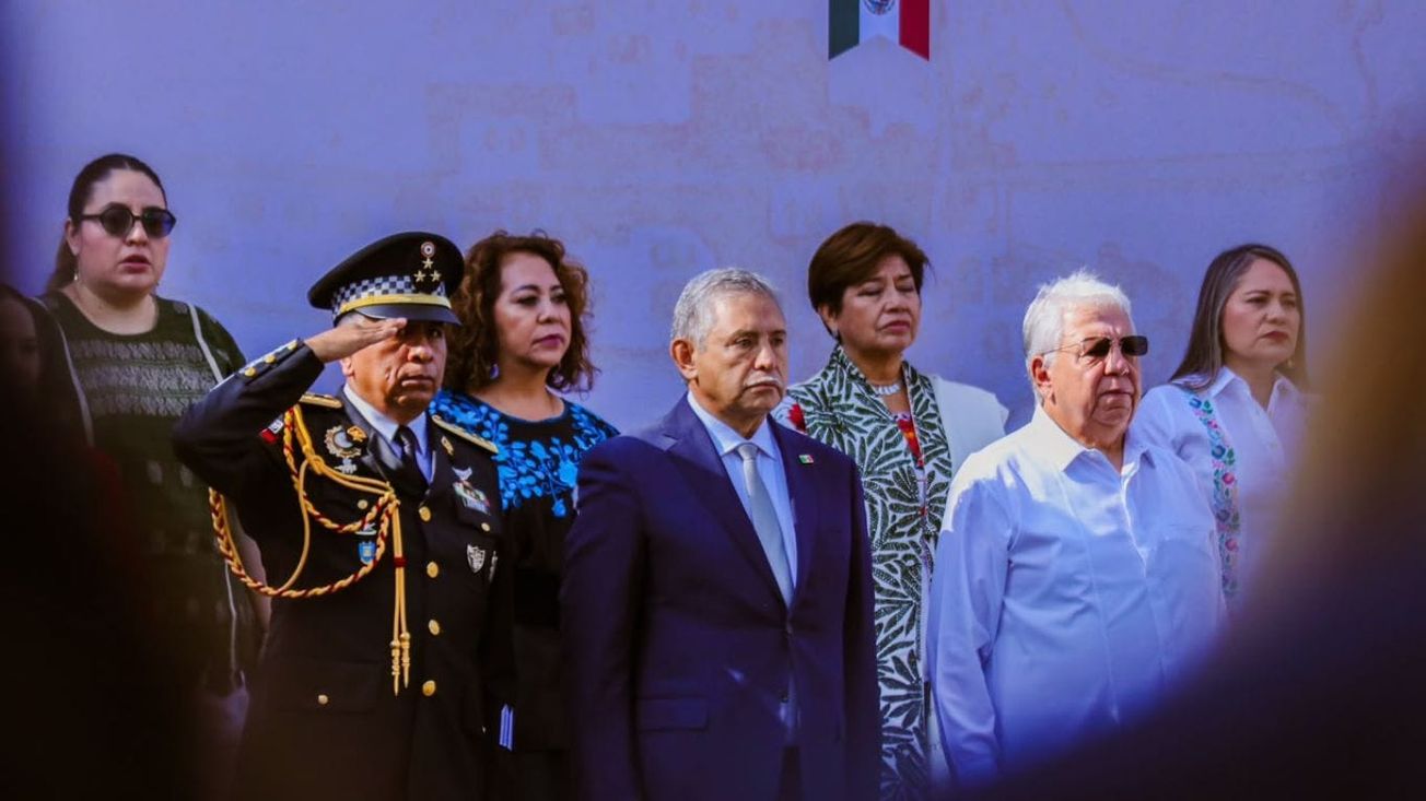 Urióstegui resalta unidad e identidad nacional en 16 de septiembre