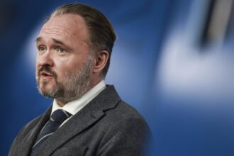 Bruselas pide reducir gas y electricidad ante reservas bajas en la UE