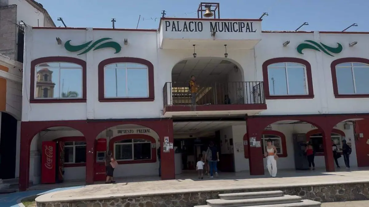 CRAEEM brinda atención de emergencias temporal en Puente de Ixtla