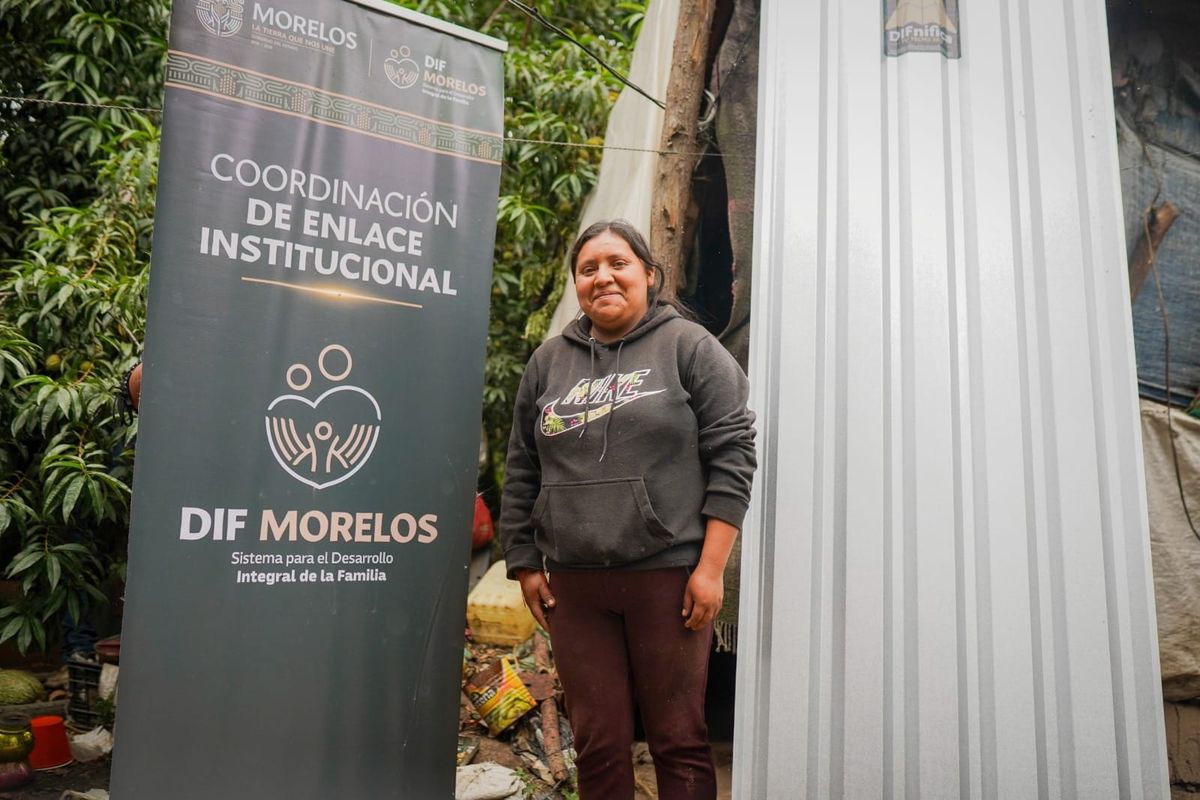 SEDIF distribuye láminas a familias vulnerables en 23 municipios de Morelos