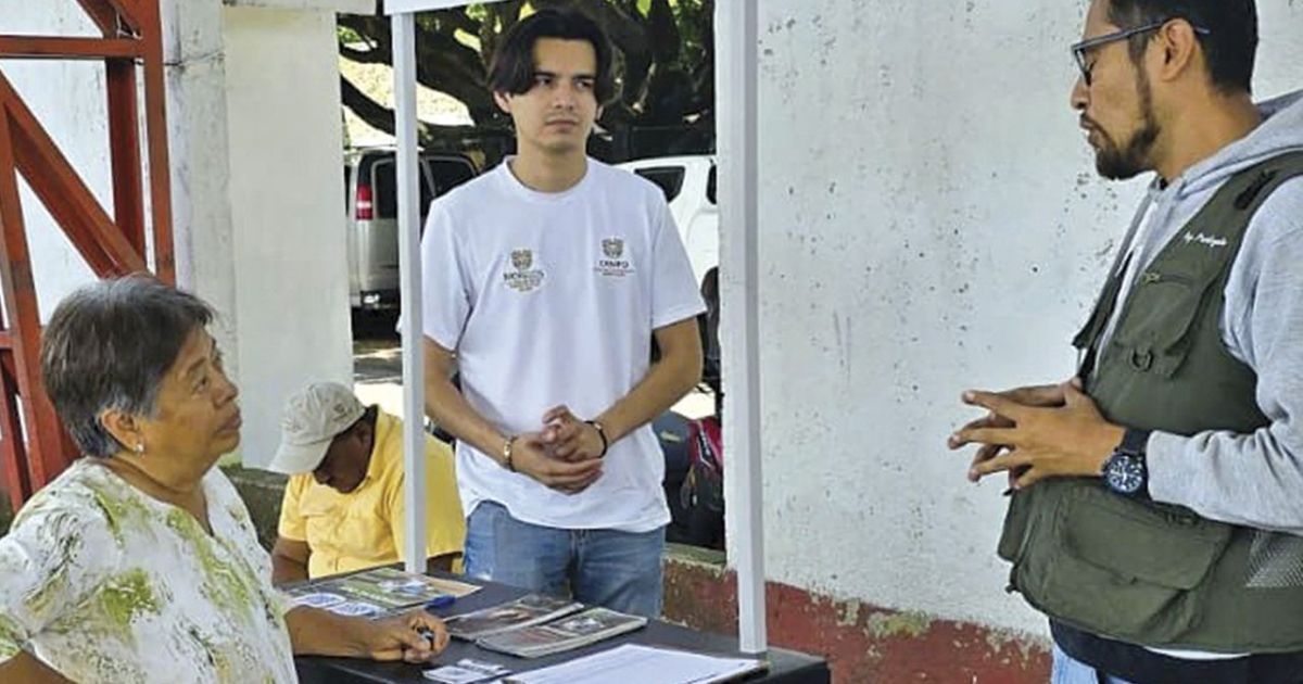 Capacitan a productores de Cuautla contra plagas agrícolas y ganaderas
